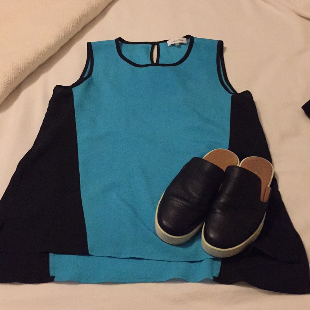 Calvin Klein Top - Picture 3 of 3